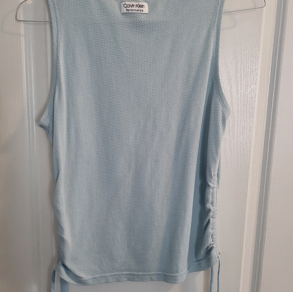 Calvin Klein Performance Tank - Picture 3 of 4